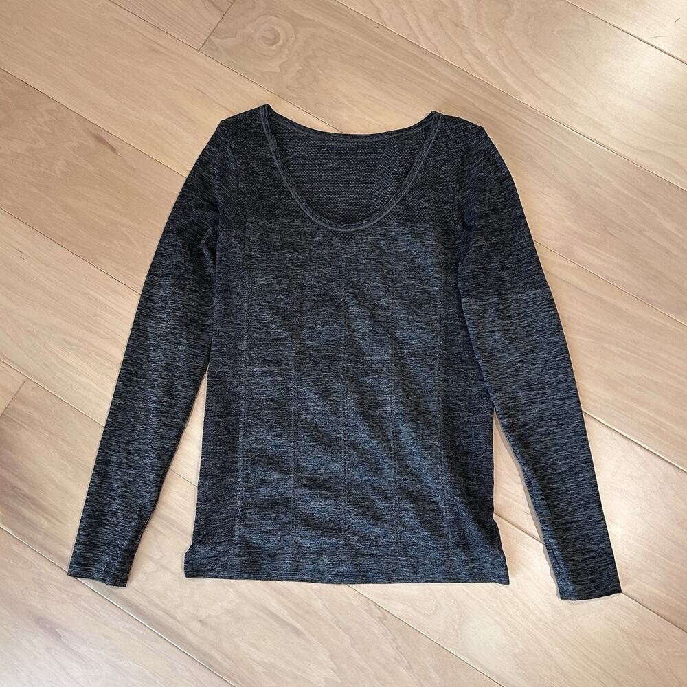 Fabletics Delta Seamless Long Sleeve Top Women’s Medium